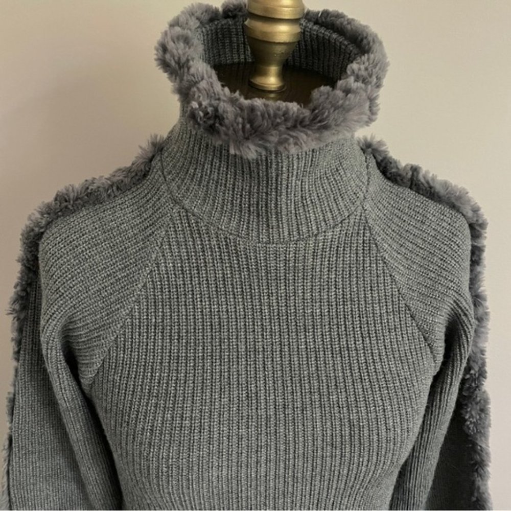 Frett Gray Wool Blend Fur Trimmed Turtleneck Tunic Sweater Mini Dress - S 🇨🇦 - Picture 3 of 13